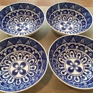 【取引成立・感謝】北欧デザイン★マジョリカ14.5ボウル４枚（中古）★