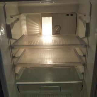 冷蔵庫差し上げます。 無料です。