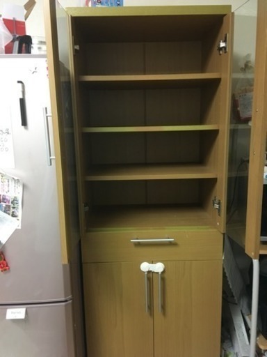 値下げします！！2000円で！食器棚 4000円で買ってください！