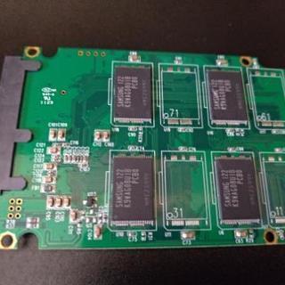 16GB SSDの中身