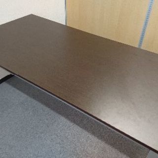 ミーティングテーブル