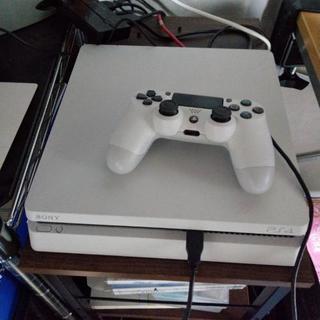 PS4 1TB ソフト付きの画像