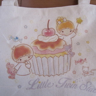 新品・透明タグ付き■ キキララ カップケーキ柄 ミニ手提げ バッグ■サブバッグ の画像