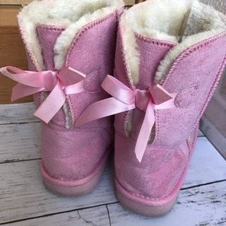 ＊バックリボンがかわいい＊ピンクブーツ＊23㎝の画像