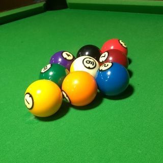 ビリヤード一緒にやりませんか?