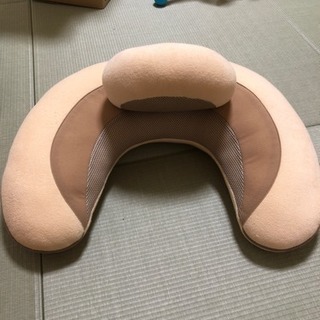 授乳クッション差し上げます