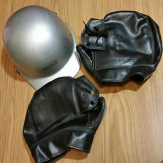 ハンドルカバーとヘルメット