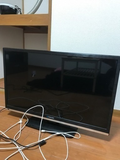 液晶テレビ32型 アンテナ線、カード付き