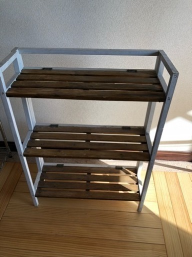 折りたたみ可能木の棚