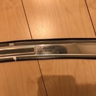 純正マツダCX-5KE リアバンパーステッププレートK031V4080