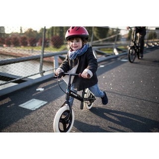 ★ NEW  レア フランス ブランド バランス トレーニングバイク 10インチ ストライダーの画像