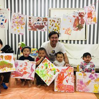 英語でアート！外国人とフィンガーペインティング体験！