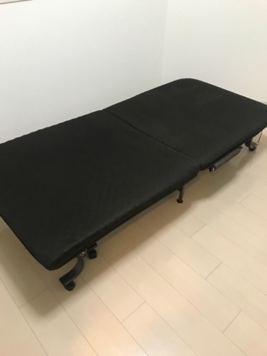 折りたたみベッド