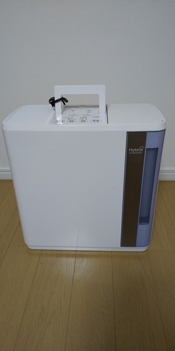 商談中【値下げ】ダイチニ　加湿器