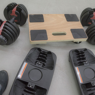 2.5kg～24kg　可変式 アジャスタブルダンベル と キャスターの画像