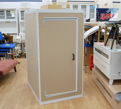 VIBE 段ボール製簡易防音室 だんぼっち 組立式 カラオケ 楽器練習 録音に！ ☆ PayPay(ペイペイ)決済可能 ☆ 札幌市 清田区 平岡