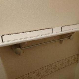 タオルバーに乗せられる棚2点。(決まりました。)