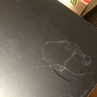 シンプルデザインのダイニングセット 商談中の画像