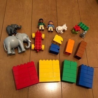今日明日で受け渡し可能な方限定！200円引きします！【美品】LEGO デュプロ ぞうさんのバケツ +おまけ付きの画像