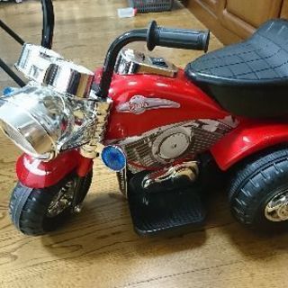 幼児用電動バイクの画像