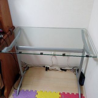 ガラス製机の画像