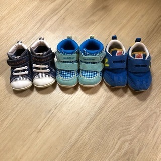 ニューバランス、ミキハウス☆スニーカー