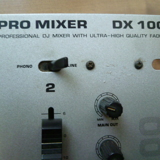 PRO MIXER DX100 /ベリンガー /BEHRINGER  ミキサー？ /ジャンク品扱いの画像