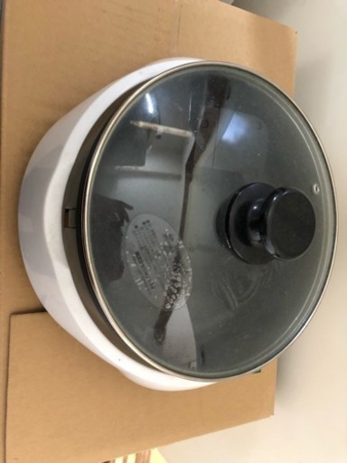 ほぼ新品の電気鍋
