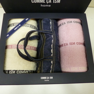  新品未使用 COMME CA ISM home フェイスタオル・ポーチセット コムサイズム ホーム ギフト ピンク ホワイト 元箱付き☆ PayPay(ペイペイ)決済可能 ☆ 札幌市 清田区 平岡の画像