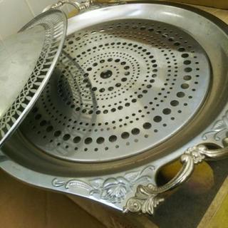 金属製トレー(蓋つき)の画像