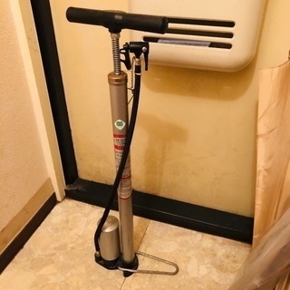 自転車の空気入れ