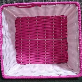 キキ、ララの小物入れの画像