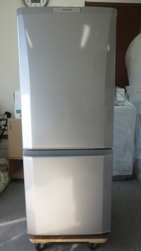 【取引中】MITSUBISHI/三菱 146Ｌ ノンフロン冷凍冷蔵庫 MR-P15W-S 2013年製 シングル/1人暮らし 　916-1