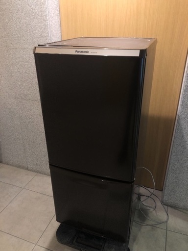 【受付中】送料無料 極美品 説明書付き チョコレートカラー Panasonic パナソニック 2ドア冷蔵庫 138L NR-B145W ボトムフリーザー 一人暮らしにおすすめ ブラウン 家電多数出品中