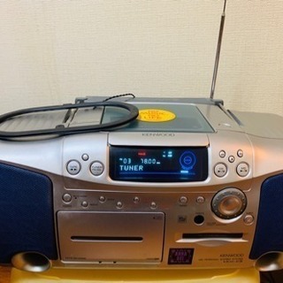 (お取引決定しました！)CDデッキ差し上げます！リモコン付き。