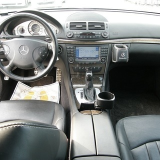 H18　E55AMG　V8コンプレッサー　車検2年付き　サンルーフ　黒本革シート　純正ナビ　13141の画像