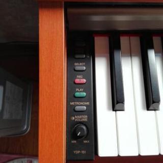 【交渉成立】YAMAHA★電子ピアノ➕イス付き★の画像