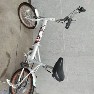 16インチ　折りたたみ自転車