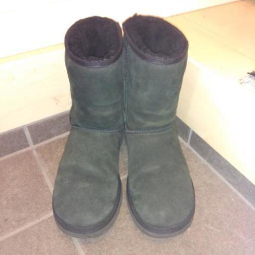 【お話し中】UGGブーツ　23cm