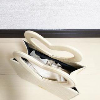 【美品】xoxo キスキス ハンドバッグ ハート バッグ レディース フォーマルの画像