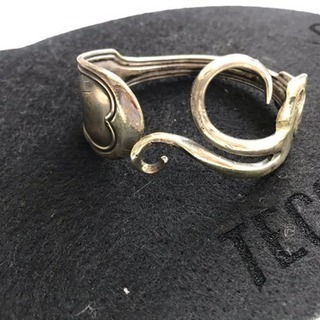フォークのブレスレットの画像