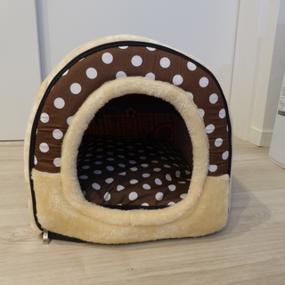 ペットハウス　ペットベッド　ドーム型 犬 猫　マット取り外し可能