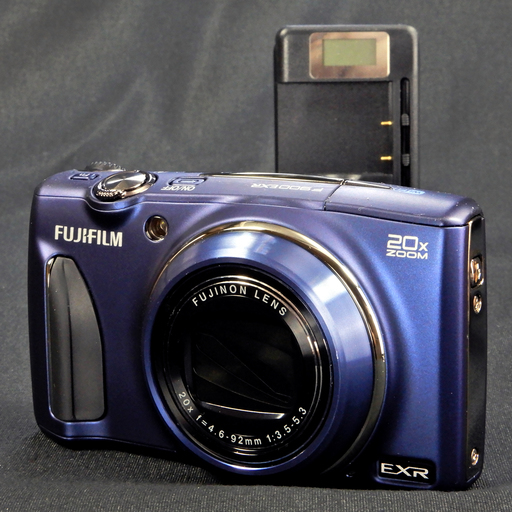 FUJIFILM デジタルカメラ F900EXR ネイビーブルー 2分の1型1600万画素CMOSIIセンサー 光学20倍ズーム  Used美品