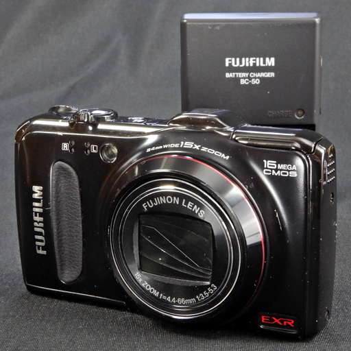 FUJIFILM デジタルカメラ FinePix F550EXR 1600万画素 光学15倍ズーム ブラック  Used