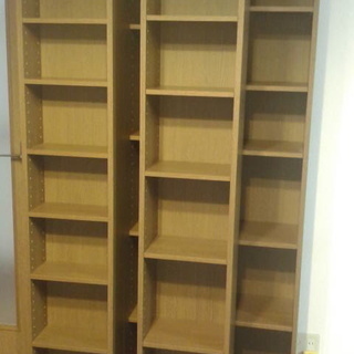 スライド式本棚の画像