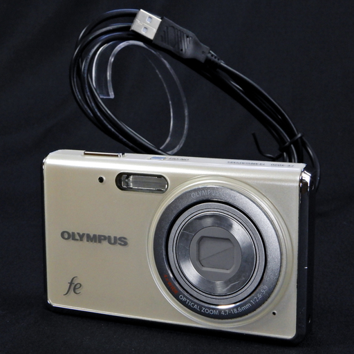 OLYMPUS デジタルカメラ FE-4020 1400万画素 パールホワイト  Used