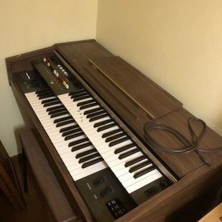ヤマハ エレクトーン Bー6R 不動品  部品取りなどに   椅子付き 3/23までの画像
