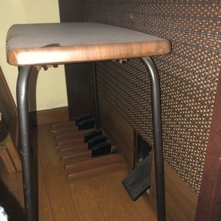 ヤマハ エレクトーン Bー6R 不動品  部品取りなどに   椅子付き 3/23までの画像