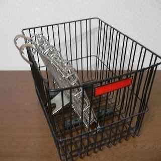 折り畳みかご　未使用品　おまけ付きの画像