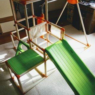 【終了しました】ブランコ・鉄棒付☆大型キッズタワー　箱付きで美品です！